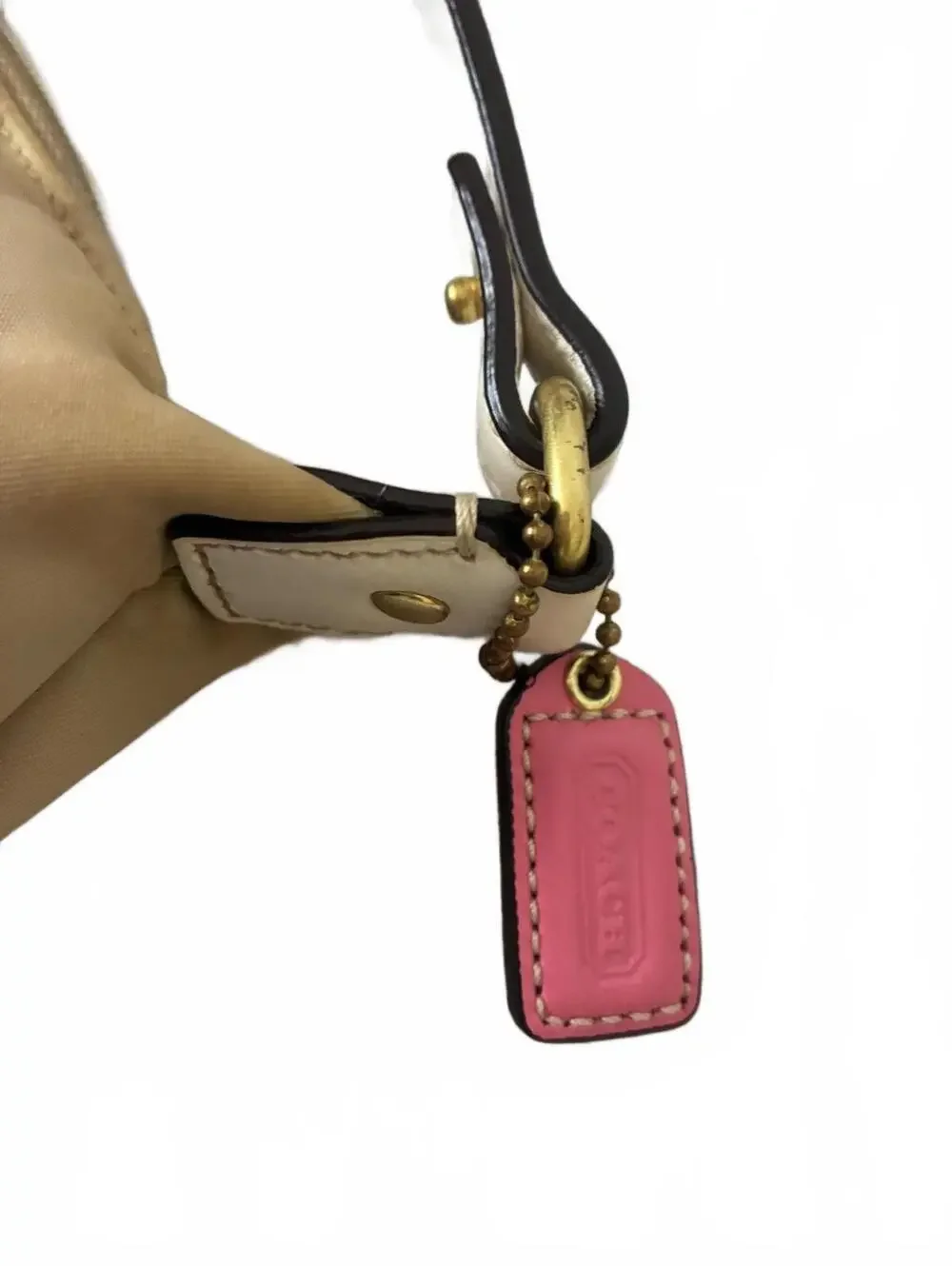 Vintage Coach Hamptons Weekend Mini – Y2K Chic Tan & Pink Satin - Picture 4 of 6